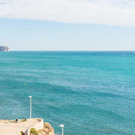 Calpe Primera Linea Con Piscina Apartamento